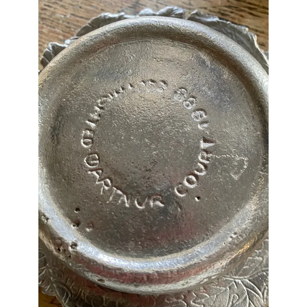 Vintage Arthur Court Wine Bottle Coaster Grape (Aluminum, Hollowware)